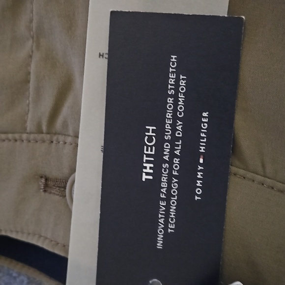 Tommy Hilfiger TH Flex Chinos.BRAND NEW WITH TAGS!!! - Picture 5 of 6